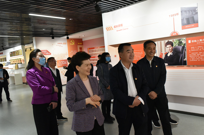 郑州市委常委、统战部长杨福平莅临康利达集团调研